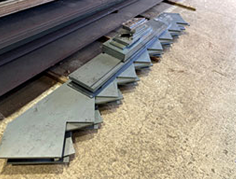 プラズマ切断・キリ穴加工